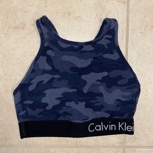 CALVIN KLEIN cropped workout top